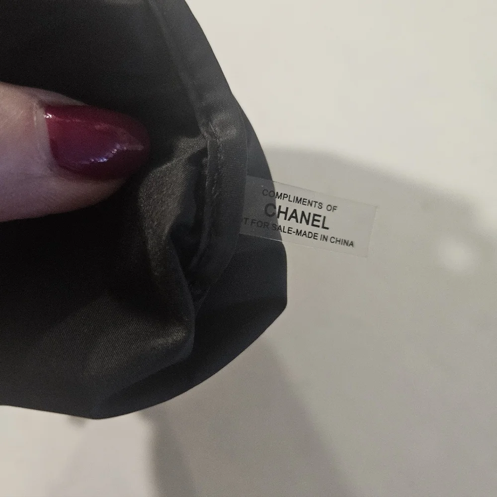 CHANEL Drawsting Assessories Pouch